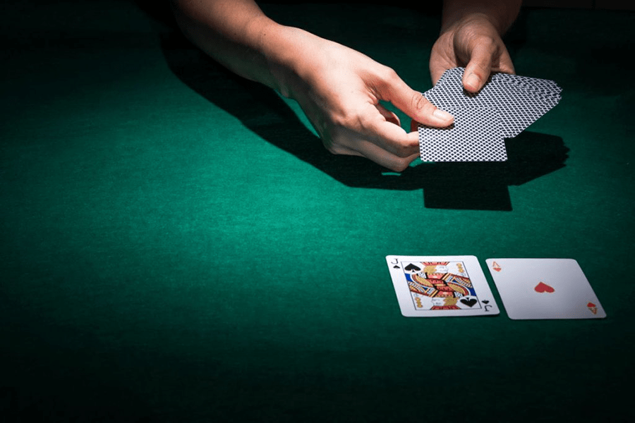 Bất lợi và lợi thế của Parlay trong Blackjack